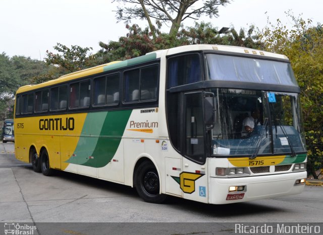 Empresa Gontijo de Transportes 15715 na cidade de São Paulo, São Paulo, Brasil, por Ricardo Silva Monteiro. ID da foto: 3521724.