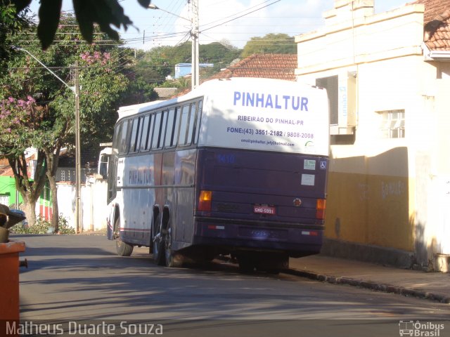 Pinhal Tur 1410 na cidade de Ribeirão do Pinhal, Paraná, Brasil, por Matheus Duarte Souza. Número da foto: #3529388.