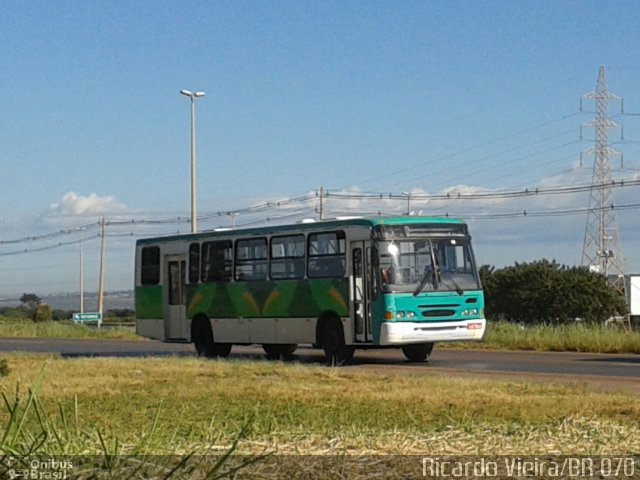 Viação Pioneira 402761 na cidade de Ceilândia, Distrito Federal, Brasil, por Ricardo Vieira. Número da foto: #3532527.