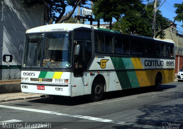 Empresa Gontijo de Transportes 8985 na cidade de Belo Horizonte, Minas Gerais, Brasil, por Marcos Grazziotti. ID da foto: 3531610.