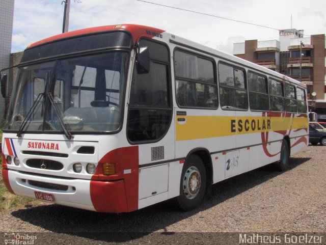 Sayonara - Auto Viação Monte Alverne 245 na cidade de Santa Cruz do Sul, Rio Grande do Sul, Brasil, por Matheus Goelzer. Número da foto: #3536223.
