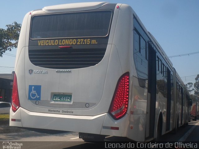 Scania 4452 na cidade de São Paulo, São Paulo, Brasil, por Eduardo de Oliveira. Número da foto: #3536969.