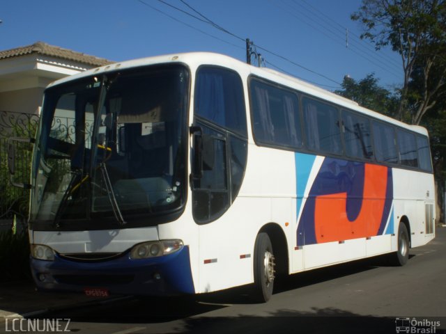 Viação Bastos 80 na cidade de São Miguel Arcanjo, São Paulo, Brasil, por Luis Nunez. Número da foto: #3537863.