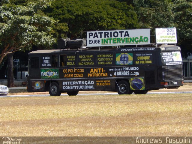 Ônibus Particulares 4029 na cidade de Brasília, Distrito Federal, Brasil, por Andrews  Fuscolin. Número da foto: #3481542.