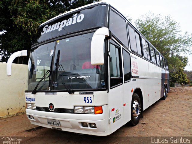 Ônibus Particulares 955 na cidade de Jequitaí, Minas Gerais, Brasil, por Lucas Santos. ID da foto: 3484231.