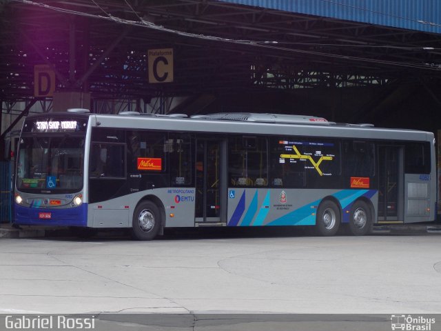 Metra - Sistema Metropolitano de Transporte 4082 na cidade de Diadema, São Paulo, Brasil, por Gabriel Rossi . Número da foto: #3484825.