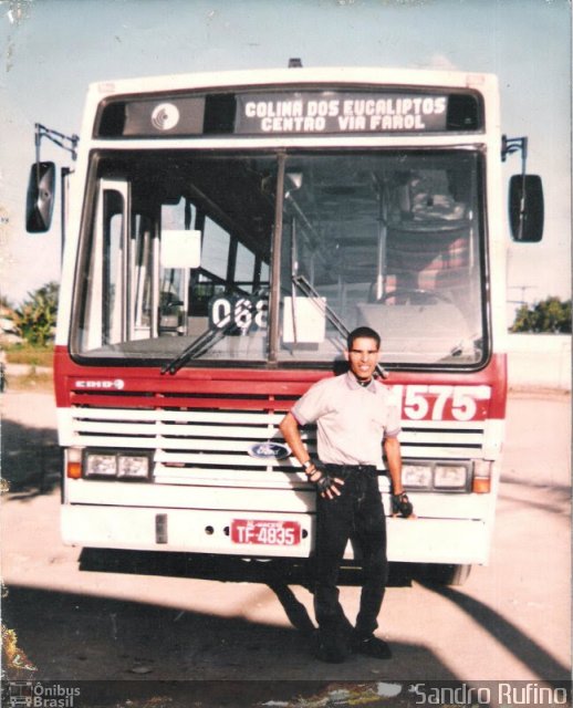 Empresa São Francisco 1575 na cidade de Maceió, Alagoas, Brasil, por Matheus  Nascimento. Número da foto: #3567637.