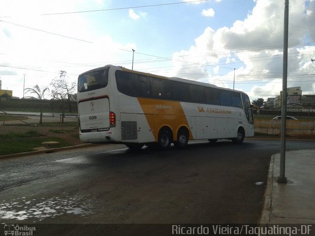 Viação Araguarina 10319 na cidade de Taguatinga, Distrito Federal, Brasil, por Ricardo Vieira. ID da foto: 3565486.