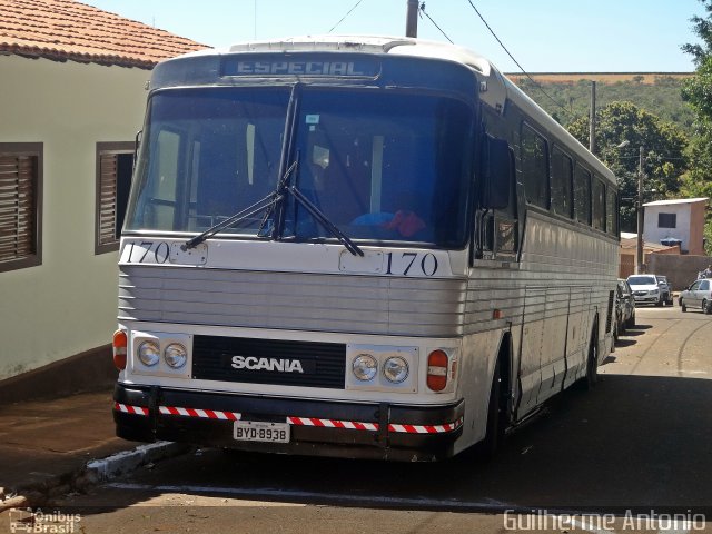 Ônibus Particulares 170 na cidade de Romaria, Minas Gerais, Brasil, por Guilherme Antonio. ID da foto: 3569585.