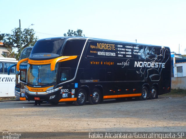 Expresso Nordeste 5100 na cidade de Guaratinguetá, São Paulo, Brasil, por Fabio Alcantara. Número da foto: #3571902.