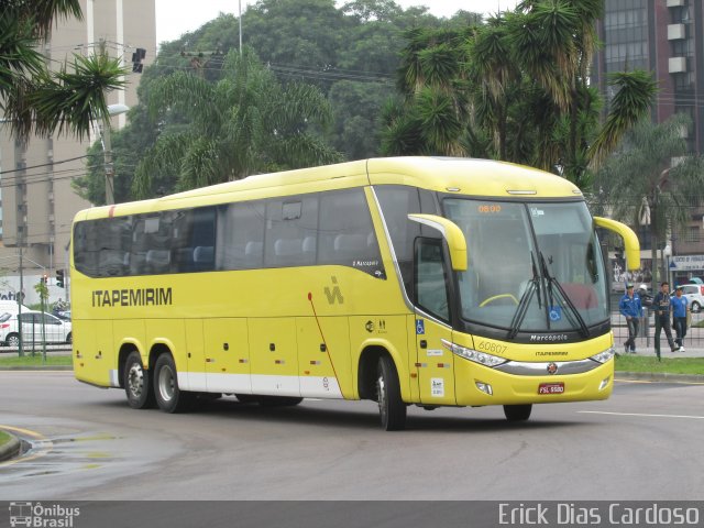 Viação Itapemirim 60807 na cidade de Curitiba, Paraná, Brasil, por Erick Dias. Número da foto: #3541406.