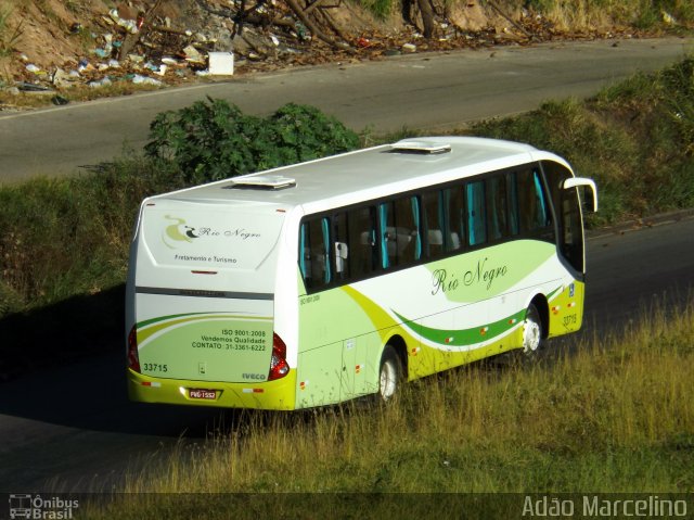 Rio Negro Fretamento e Turismo 33715 na cidade de Belo Horizonte, Minas Gerais, Brasil, por Adão Raimundo Marcelino. ID da foto: 3542594.