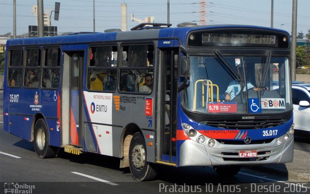 Real Transportes Metropolitanos 35.017 na cidade de São Paulo, São Paulo, Brasil, por Cristiano Soares da Silva. Número da foto: #3582299.