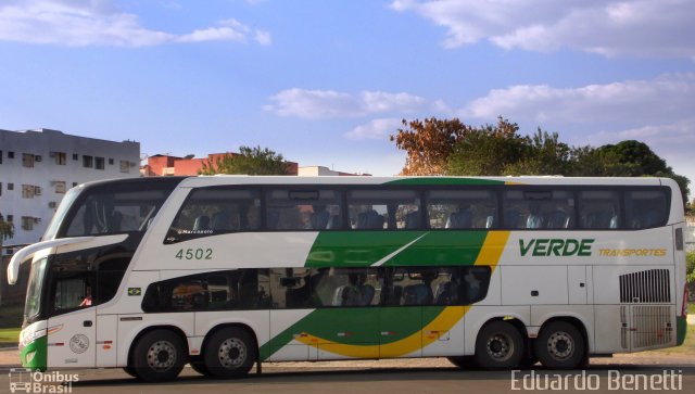 Verde Transportes 4502 na cidade de Cuiabá, Mato Grosso, Brasil, por Eduardo Benetti . Número da foto: #3585630.