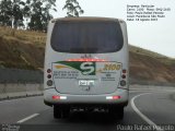 Ônibus Particulares 2100 na cidade de Paraibuna, São Paulo, Brasil, por Paulo Rafael Peixoto. Número da foto: #:id.