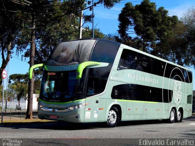 Viação Garcia 7217 na cidade de Curitiba, Paraná, Brasil, por Edivaldo Carvalho. Número da foto: #3587980.
