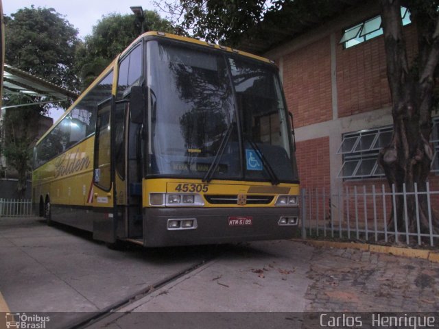 Viação Itapemirim 45305 na cidade de Governador Valadares, Minas Gerais, Brasil, por Carlos  Henrique. ID da foto: 3586798.