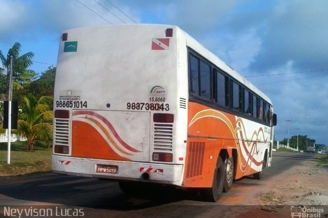 Ônibus Particulares 5458 na cidade de Salinópolis, Pará, Brasil, por Neyvison Lucas. ID da foto: 3593161.