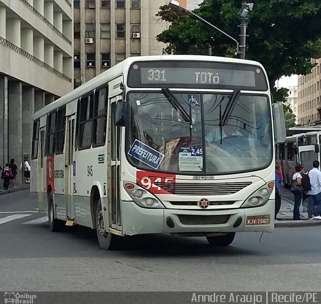 Borborema Imperial Transportes 945 na cidade de Recife, Pernambuco, Brasil, por André Luiz Araujo Silva. ID da foto: 3593479.