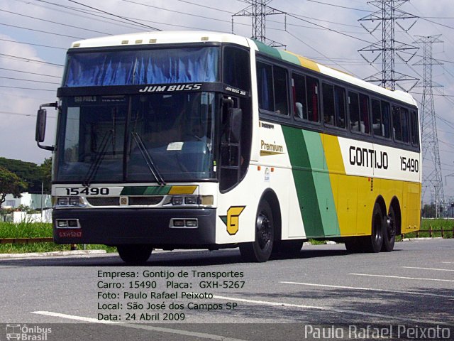 Empresa Gontijo de Transportes 15490 na cidade de São José dos Campos, São Paulo, Brasil, por Paulo Rafael Peixoto. ID da foto: 3596148.