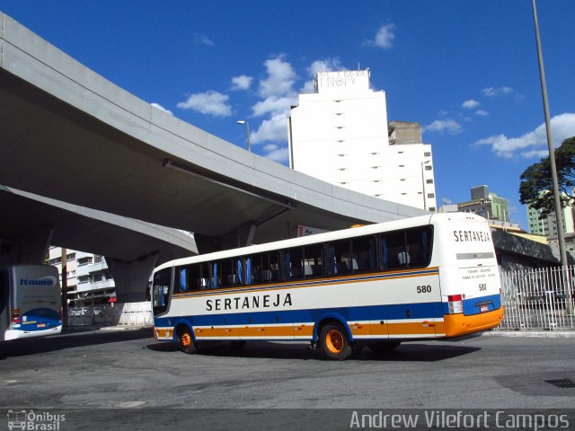 Viação Sertaneja 580 na cidade de Belo Horizonte, Minas Gerais, Brasil, por Andrew Campos. ID da foto: 3600775.