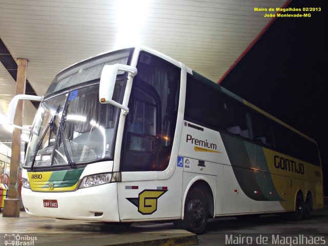 Empresa Gontijo de Transportes 11810 na cidade de João Monlevade, Minas Gerais, Brasil, por Mairo de Magalhães. ID da foto: 3599995.