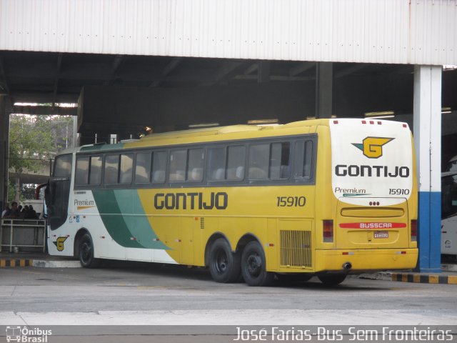 Empresa Gontijo de Transportes 15910 na cidade de Rio de Janeiro, Rio de Janeiro, Brasil, por Junior Almeida. ID da foto: 3604025.