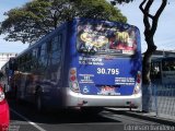 Empresa de Ônibus Vila Galvão 30.795 na cidade de Guarulhos, São Paulo, Brasil, por Edmilson Bandeira. Número da foto: #:id.