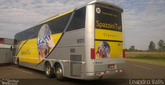 Spazzini Tur 8011 na cidade de São Borja, Rio Grande do Sul, Brasil, por Leandro Melo Valls. Número da foto: #3545510.