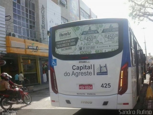 Capital do Agreste Transporte Urbano 425 na cidade de Caruaru, Pernambuco, Brasil, por Matheus  Nascimento. Número da foto: #3547127.