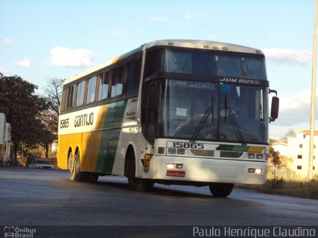 Empresa Gontijo de Transportes 15865 na cidade de Montes Claros, Minas Gerais, Brasil, por Paulo Henrique Claudino. ID da foto: 3548029.