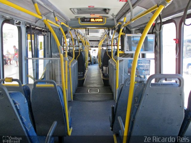 Auto Viação Três Amigos E44708C na cidade de Rio de Janeiro, Rio de Janeiro, Brasil, por Zé Ricardo Reis. Número da foto: #3548614.