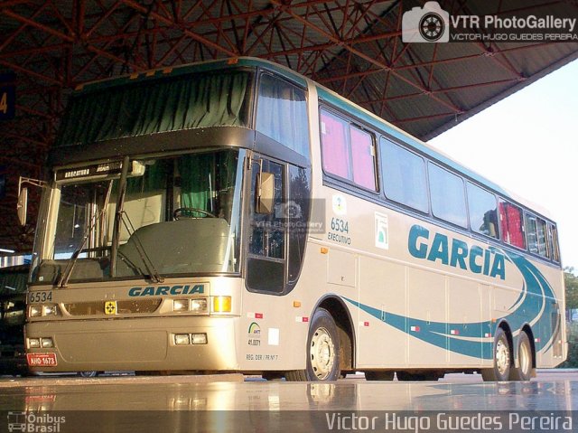 Viação Garcia 6534 na cidade de Maringá, Paraná, Brasil, por Victor Hugo Guedes Pereira. ID da foto: 3549800.