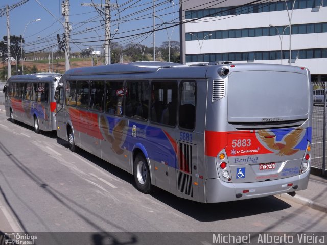 BBTT - Benfica Barueri Transporte e Turismo 5883 na cidade de Barueri, São Paulo, Brasil, por Michael  Alberto Vieira. Número da foto: #3609328.