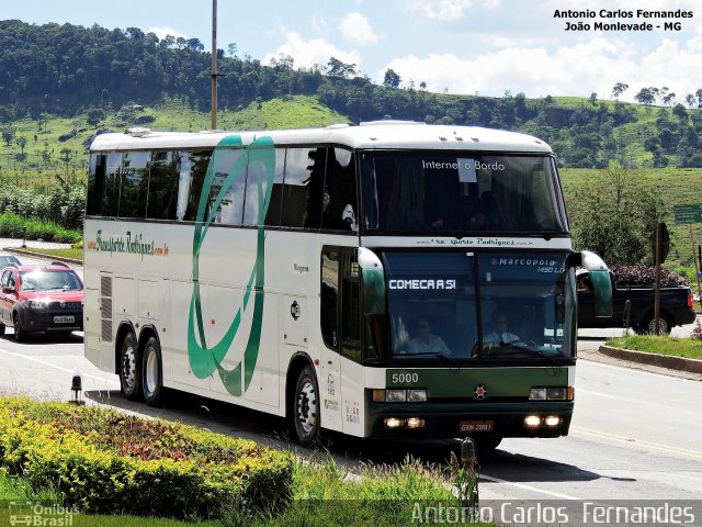Transporte Rodrigues 5000 na cidade de João Monlevade, Minas Gerais, Brasil, por Antonio Carlos Fernandes. Número da foto: #3609356.