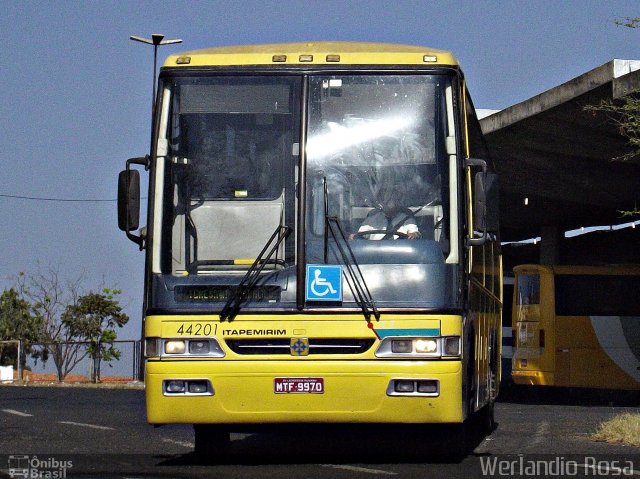 Viação Itapemirim 44201 na cidade de Teresina, Piauí, Brasil, por Werlandio Rosa. ID da foto: 3633879.