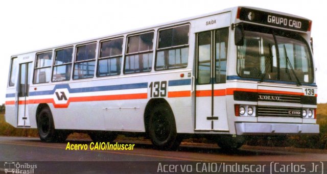 Viação Araguarina 139 na cidade de Botucatu, São Paulo, Brasil, por Carlos Júnior. Número da foto: #3634904.