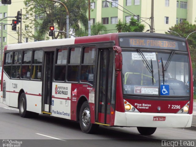 Viação Campo Belo 7 2296 na cidade de São Paulo, São Paulo, Brasil, por Diego Leão. ID da foto: 3636729.