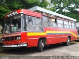 Ônibus Particulares 3488 na cidade de São Tiago, Minas Gerais, Brasil, por Nicácio Goulart Macedo. Número da foto: #3637741.