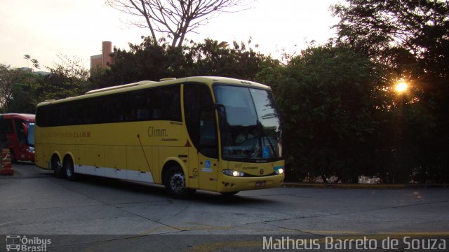 Viação Itapemirim 8811 na cidade de São Paulo, São Paulo, Brasil, por Matheus Barreto de Souza. Número da foto: #3641594.