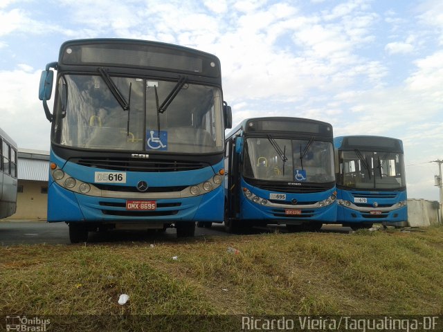 Taguatur - Taguatinga Transporte e Turismo 05616 na cidade de Taguatinga, Distrito Federal, Brasil, por Ricardo Vieira. ID da foto: 3643011.