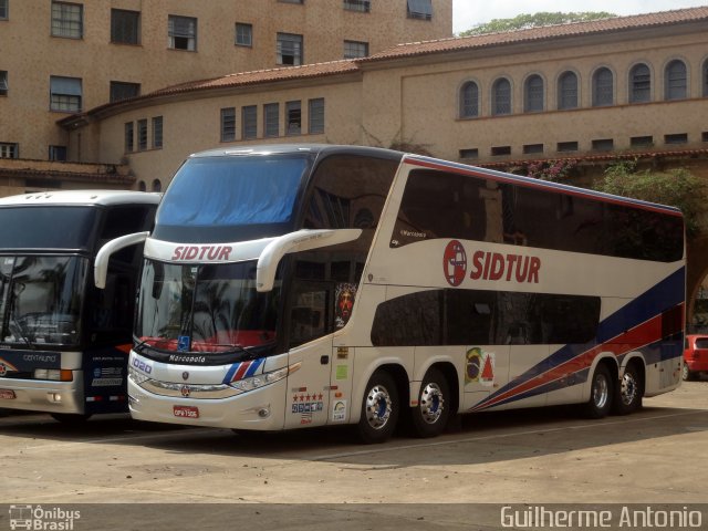 Sidtur 1020 na cidade de Araxá, Minas Gerais, Brasil, por Guilherme Antonio. Número da foto: #3647555.
