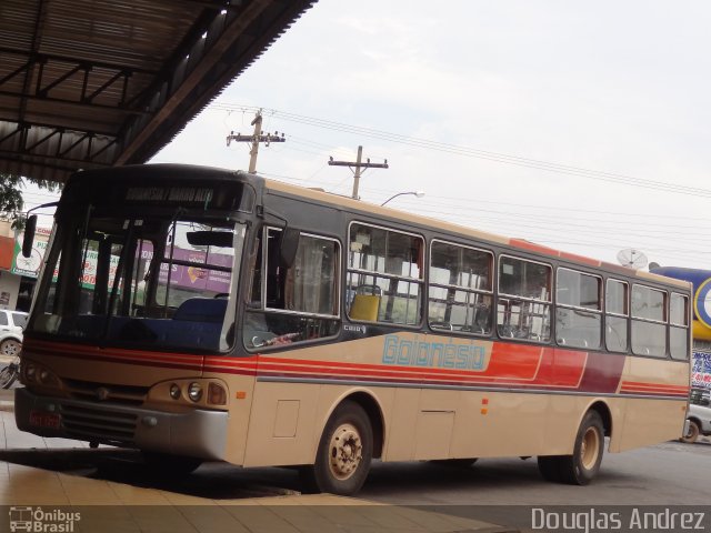 Auto Viação Goianésia 135003-1 na cidade de Goianésia, Goiás, Brasil, por Douglas Andrez. Número da foto: #3650106.