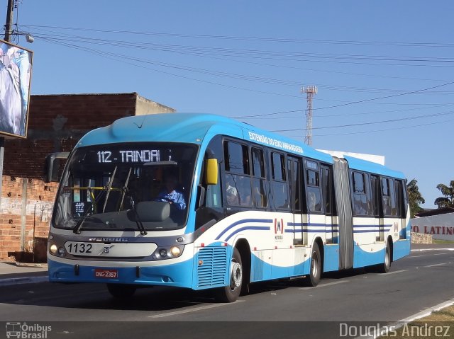 Metrobus 1132 na cidade de Trindade, Goiás, Brasil, por Douglas Andrez. ID da foto: 3649700.