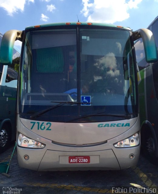 Viação Garcia 7162 na cidade de São Paulo, São Paulo, Brasil, por Fábio Polichiso. Número da foto: #3653943.