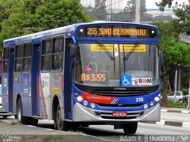 Expresso SBC 258 na cidade de Diadema, São Paulo, Brasil, por Adam Xavier Rodrigues Lima. Número da foto: #3653055.