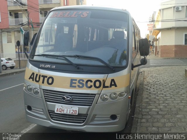 Auto Escola Bell's 01 na cidade de Guarapuava, Paraná, Brasil, por Lucas Henrique Mendes. Número da foto: #3658710.