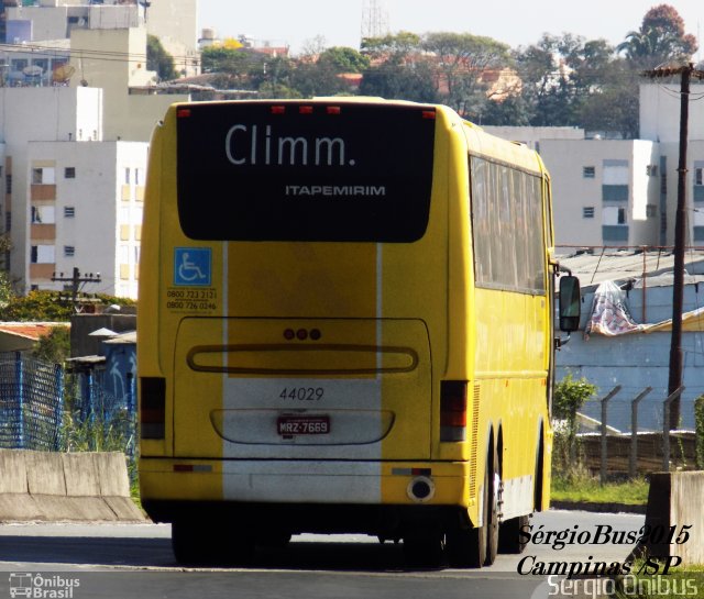 Viação Itapemirim 44029 na cidade de Campinas, São Paulo, Brasil, por Sérgio de Sousa Elias. ID da foto: 3659035.