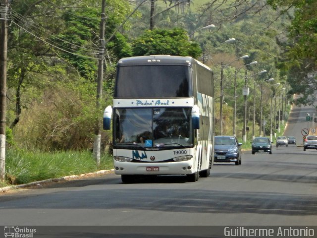 Pedra Azul Turismo 19000 na cidade de Araxá, Minas Gerais, Brasil, por Guilherme Antonio. ID da foto: 3664716.