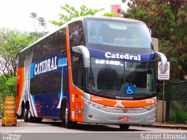 Catedral Turismo 1278 na cidade de São Paulo, São Paulo, Brasil, por Gabriel Almeida. Número da foto: #3665950.